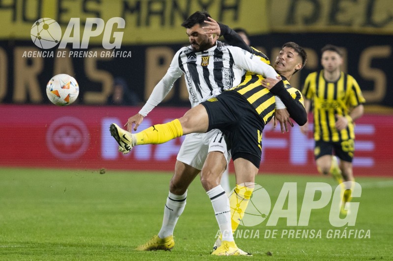 SÍNTESIS DEL PARTIDO PEÑAROL (4) THE STRONGEST (0)
