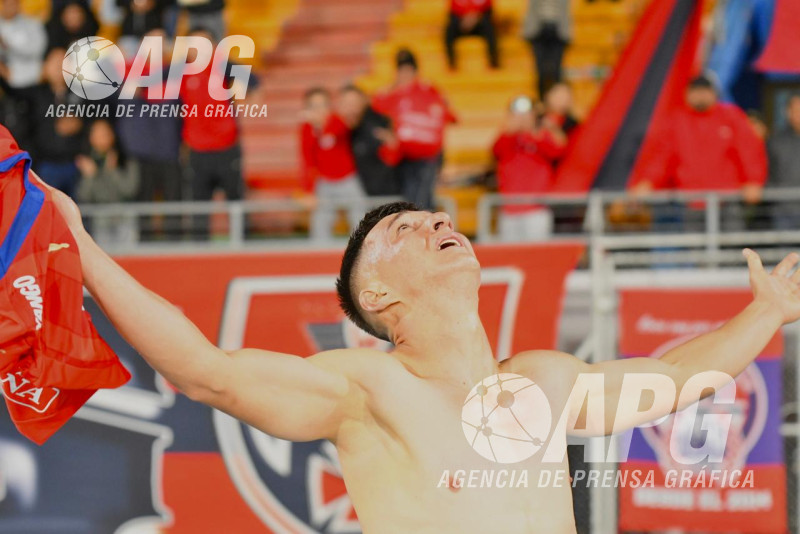 WILSTERMANN SE MANTIENE CON CHANCE TRAS VICTORIA AGÓNICA